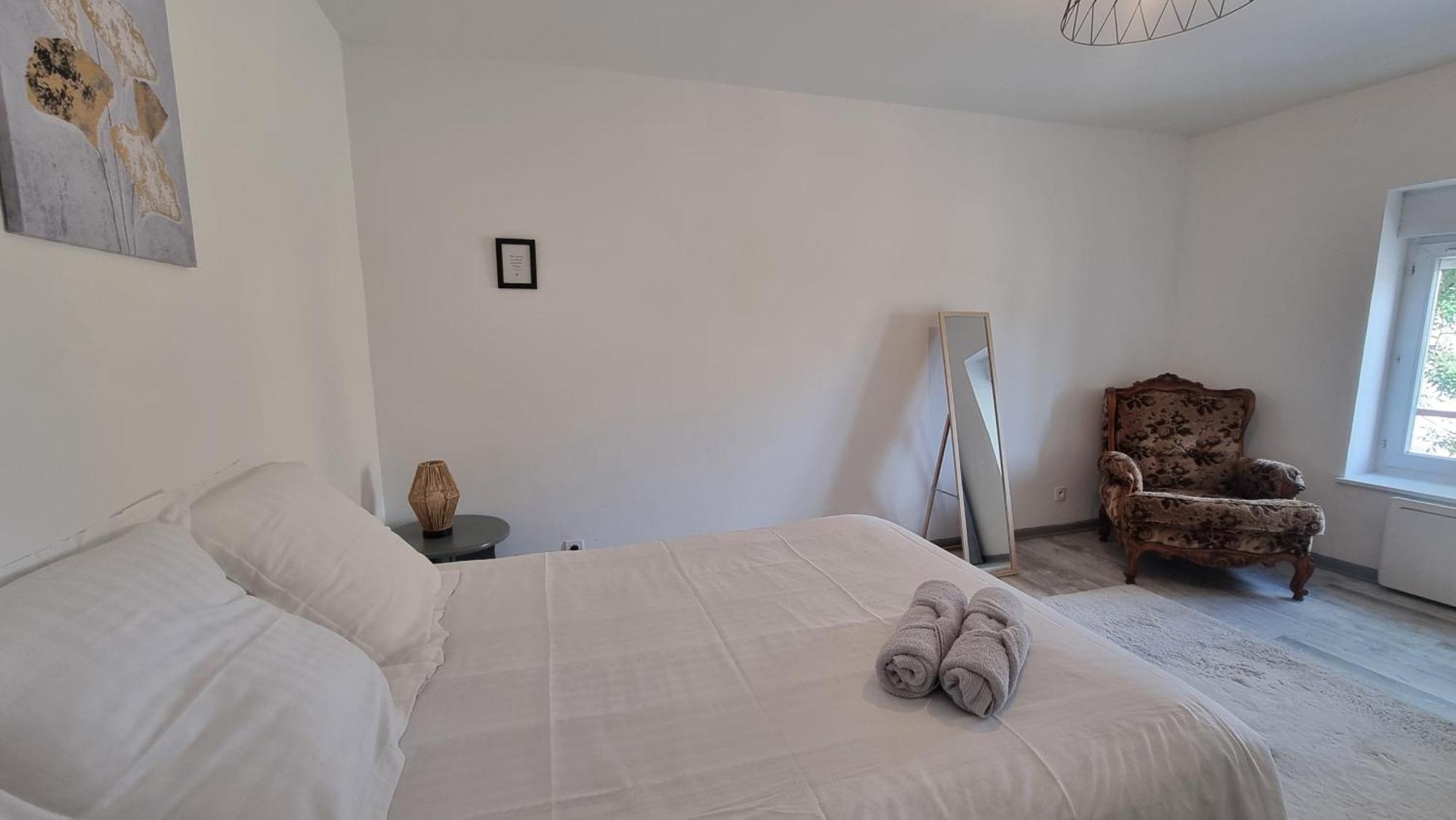 Apt 2 Pieces Cosy Le Rimbaud Charleville-Mézières Екстериор снимка